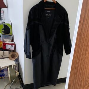 VINTAGE WILSONS LEATHER BLACK LARGE SUEDE AND LEATHER BROCADE 90’S